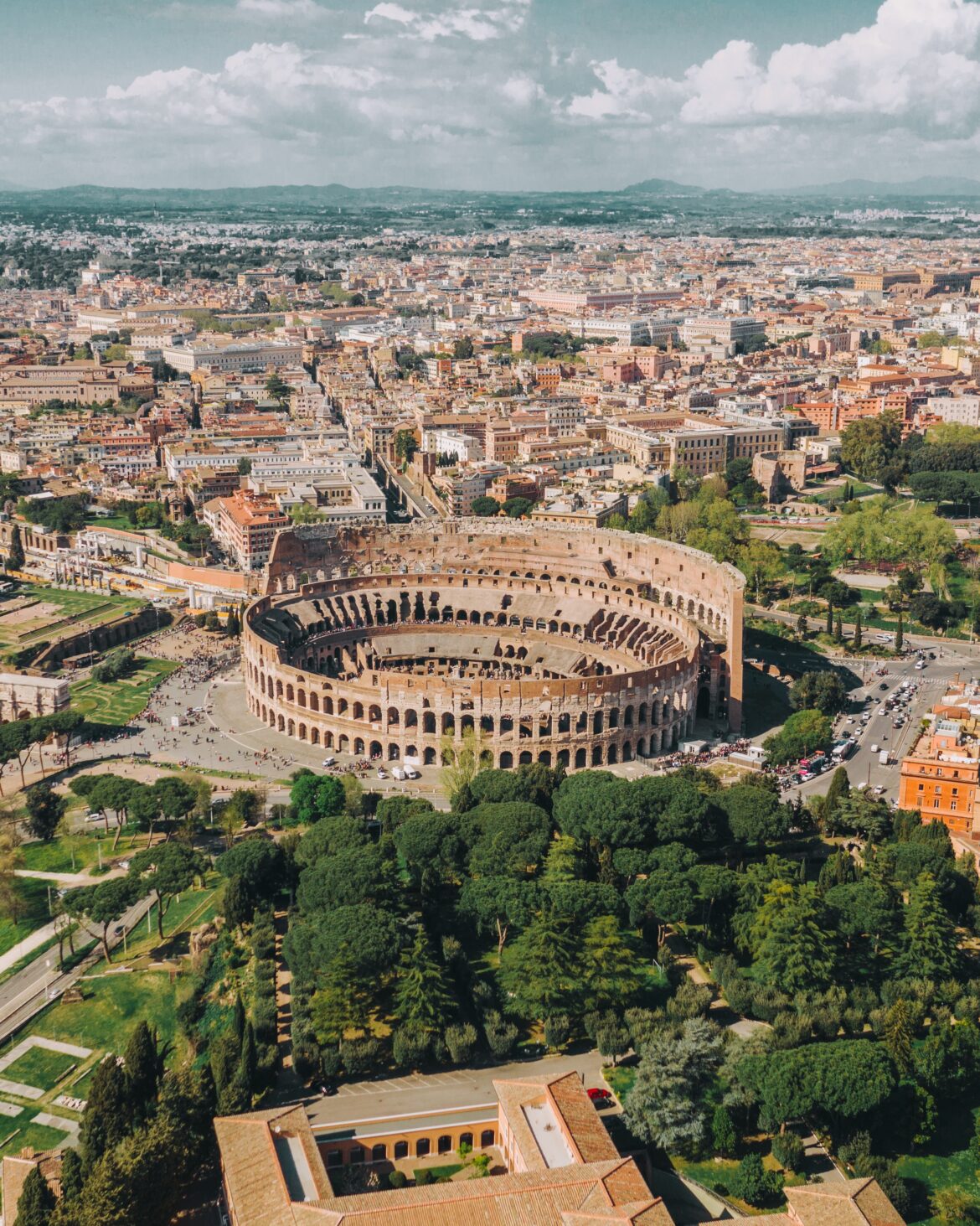 The Colosseum - Ancient History Hub